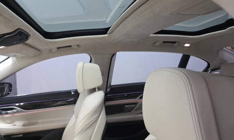 2018 BMW 7 Series 740i xDrive