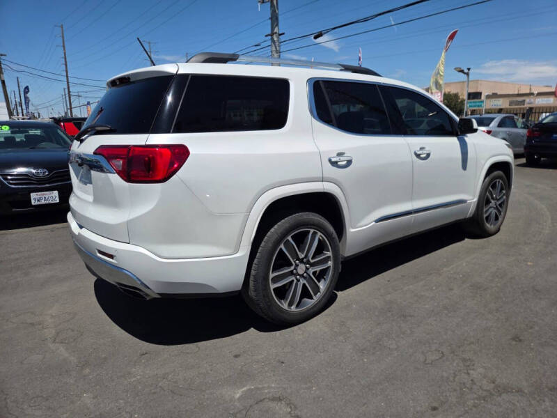 2018 GMC Acadia Denali