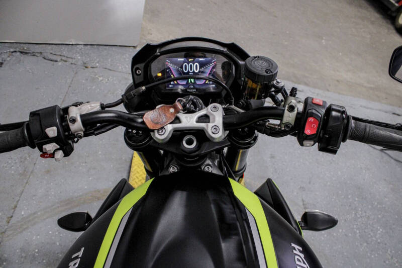 2021 Triumph Street Triple RS