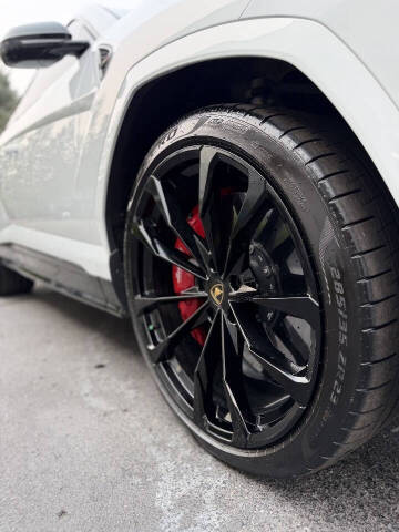 2022 Lamborghini Urus