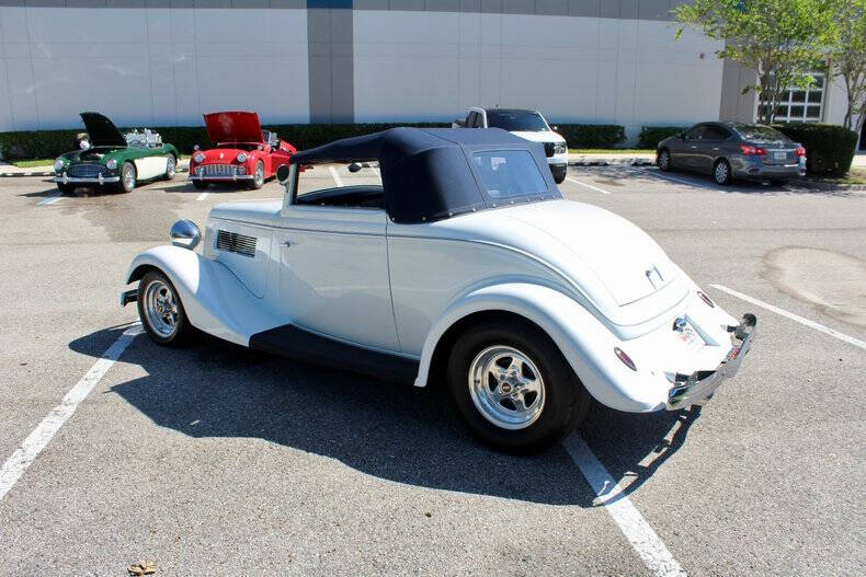 1934 Ford Cabriolet