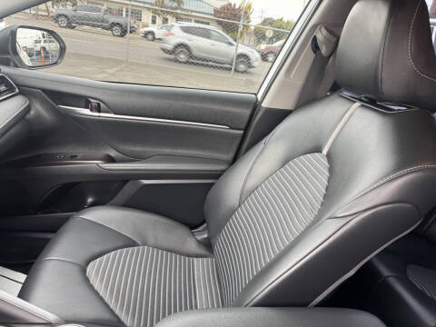 2024 Toyota Camry SE Nightshade