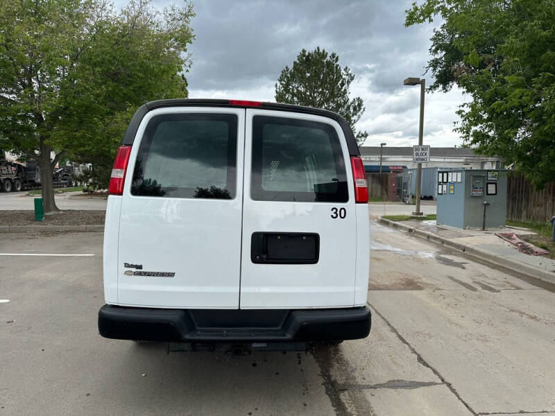 2017 Chevrolet Express 2500