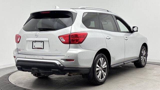2019 Nissan Pathfinder SL