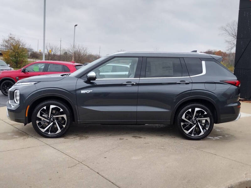 2025 Mitsubishi Outlander PHEV SEL