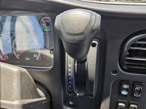 2020 Freightliner M2 106