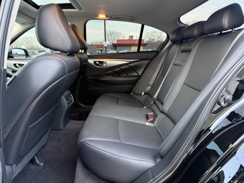 2021 Infiniti Q50 Luxe