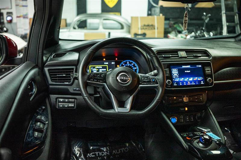 2024 Nissan LEAF SV PLUS