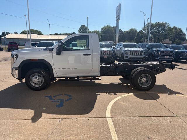 2026 GMC Sierra 3500HD CC