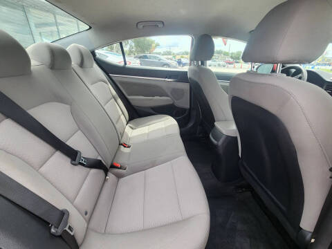 2019 Hyundai Elantra