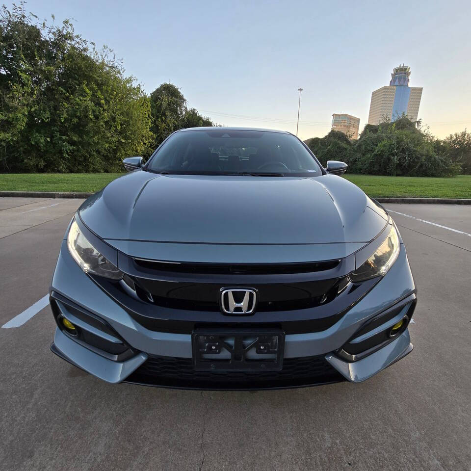 2021 Honda Civic for sale at MOTOR VILLAGE LLC in Houston, TX