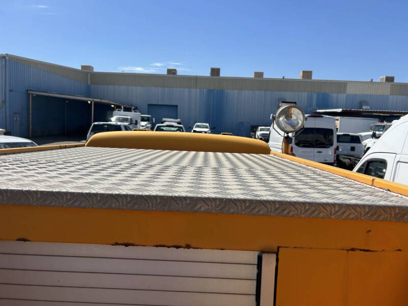 1996 Mitsubishi CANTER