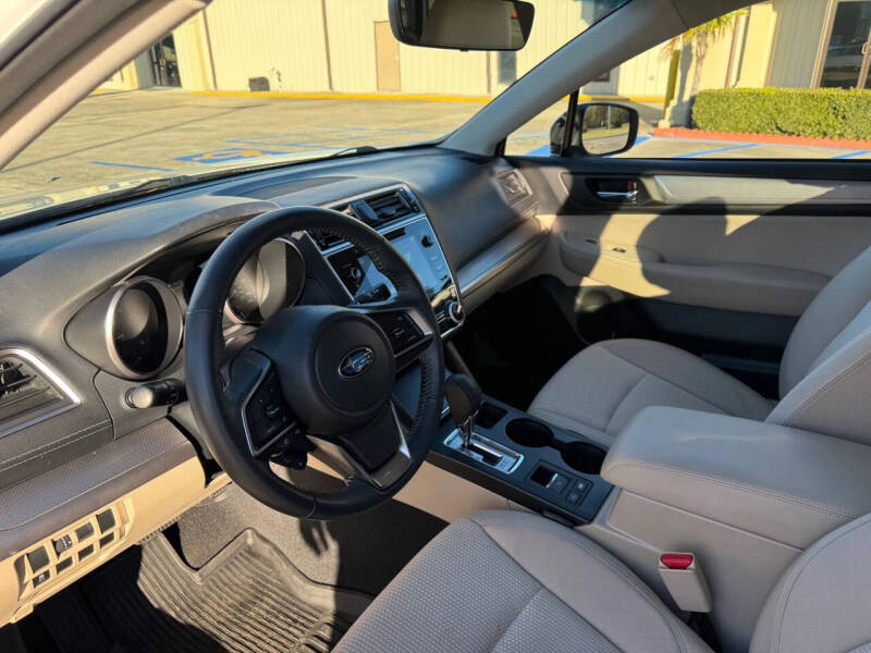 2018 Subaru Outback 2.5i Premium