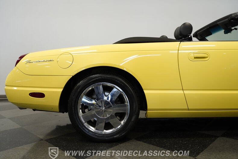 2002 Ford Thunderbird Deluxe