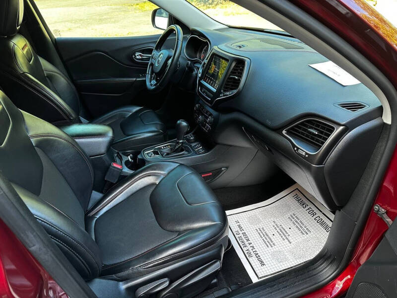 2019 Jeep Cherokee Trailhawk