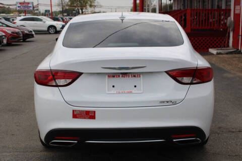 2015 Chrysler 200 C