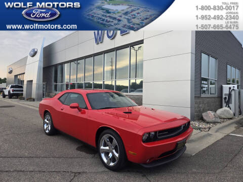 2014 Dodge Challenger SXT Plus