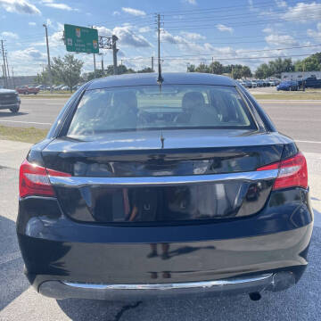2011 Chrysler 200 Limited