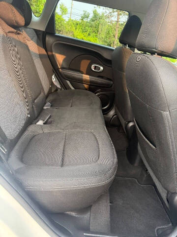 2018 Kia Soul +