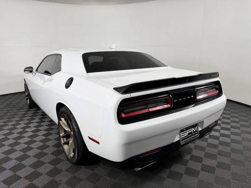 2022 Dodge Challenger