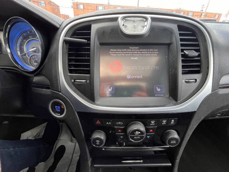 2013 Chrysler 300 S