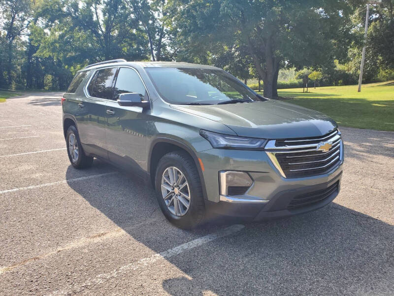 2023 Chevrolet Traverse LT Cloth