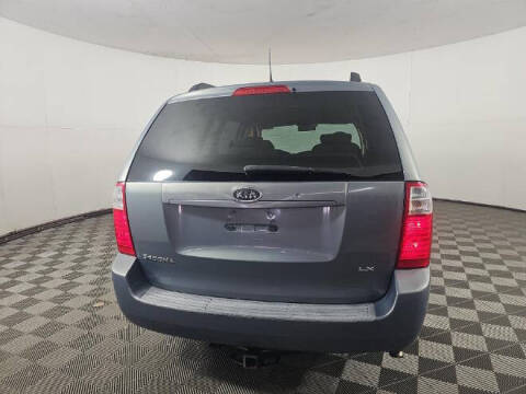 2009 Kia Sedona LX