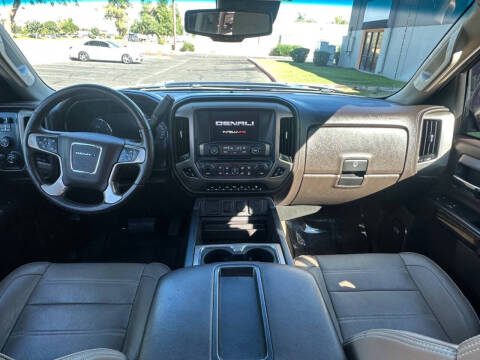 2015 GMC Sierra 2500HD Denali