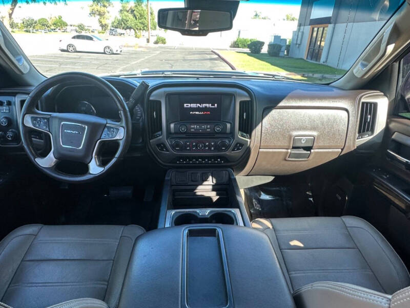 2015 GMC Sierra 2500HD Denali