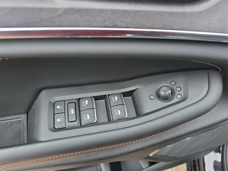 2025 Jeep Grand Cherokee L Overland