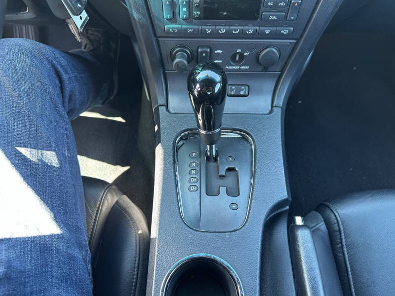 2003 Ford Thunderbird Premium