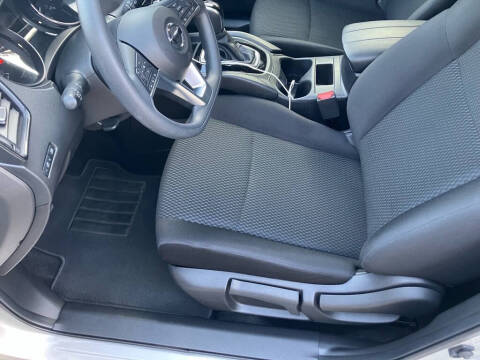 2020 Nissan Rogue Sport S