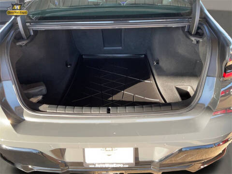 2023 BMW 7 Series 740i