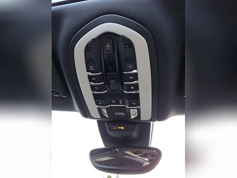 2018 Porsche Macan S