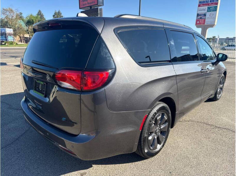 2019 Chrysler Pacifica Hybrid