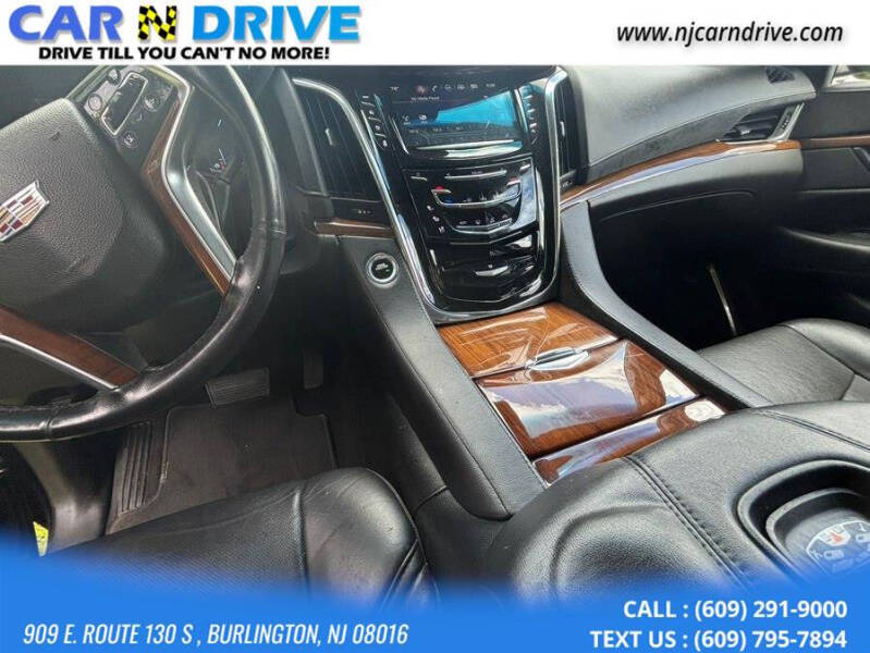 2017 Cadillac Escalade Luxury