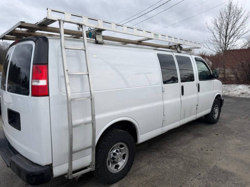 2020 Chevrolet Express 2500