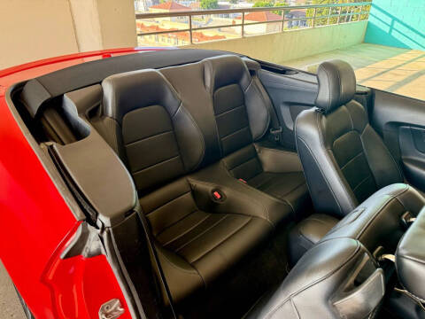 2017 Ford Mustang EcoBoost Premium