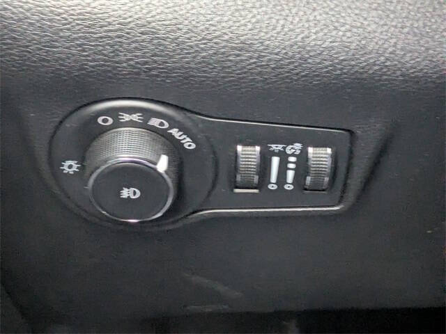 2023 Jeep Compass (Red) Edition