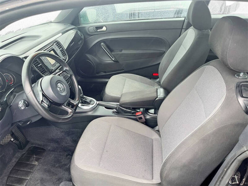 2019 Volkswagen Beetle 2.0T S