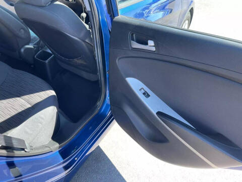 2015 Hyundai Accent GS