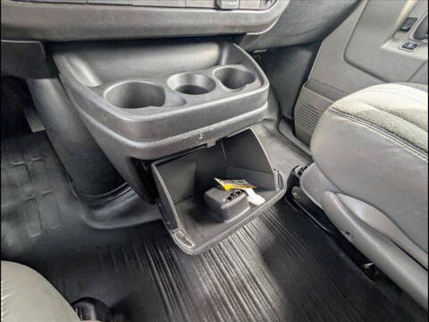 2023 Chevrolet Express 2500