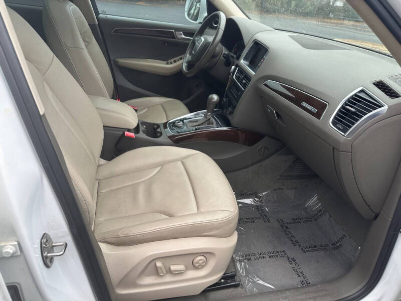 2012 Audi Q5 2.0T quattro Premium Plus