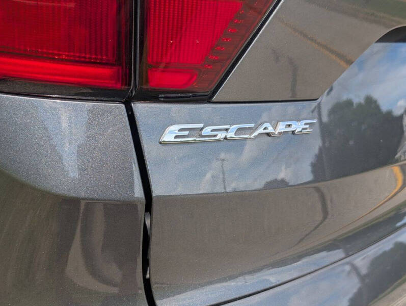 2019 Ford Escape SEL