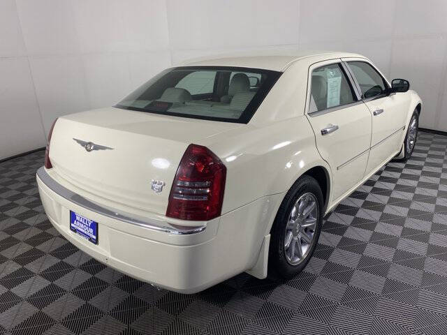 2005 Chrysler 300 C