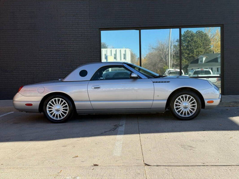 2004 Ford Thunderbird Deluxe