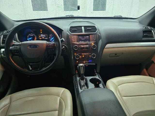 2018 Ford Explorer