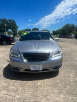 2013 Chrysler 200 for sale at DRIVE NOW in Wichita KS