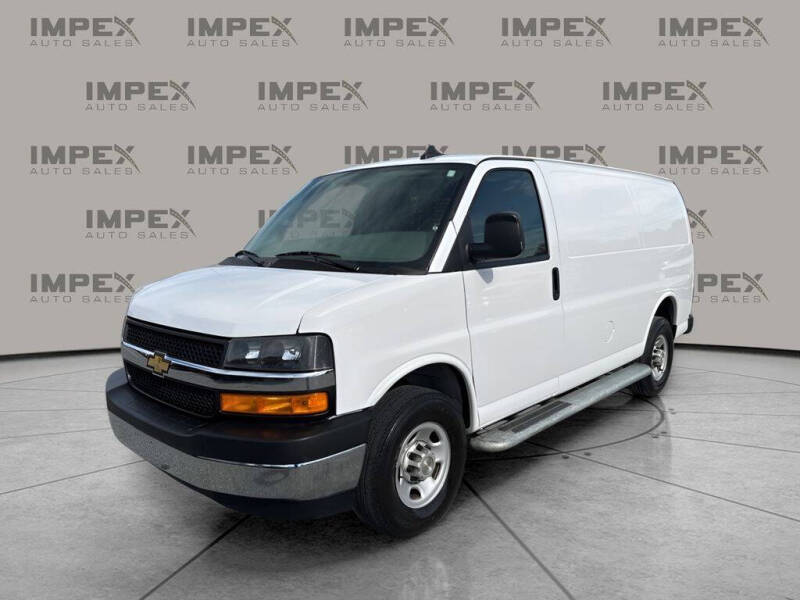 2023 Chevrolet Express Cargo Work Van's photo