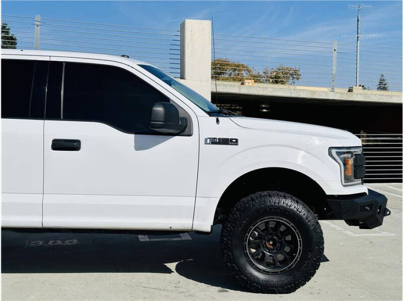 2018 Ford F-150 XLT photo 13